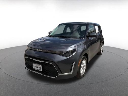 Gravity Gray 2025 Kia Soul LX