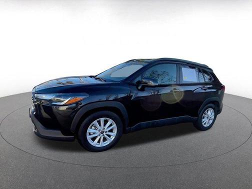 2025 Toyota Corolla Cross LE