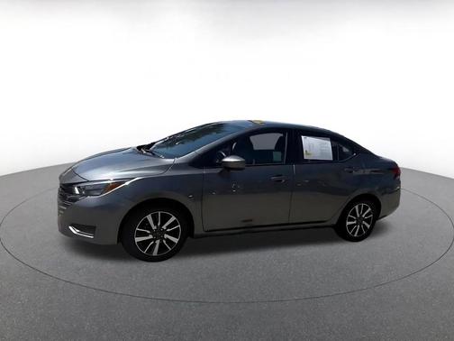 Gun Metallic 2025 Nissan Versa 1.6 SV