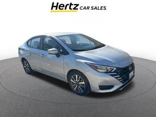 Brilliant Silver Metallic 2025 Nissan Versa 1.6 SV