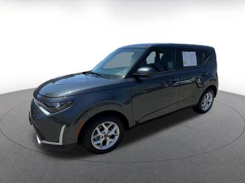 Gravity Gray 2025 Kia Soul LX