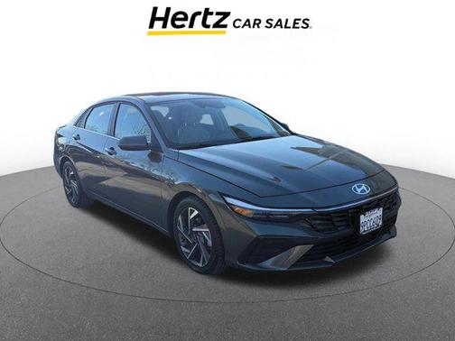 2025 Hyundai ELANTRA Limited