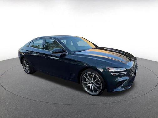 2025 Genesis G70 2.5T RWD