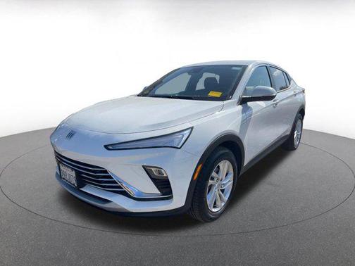 2025 Buick Envista Preferred FWD