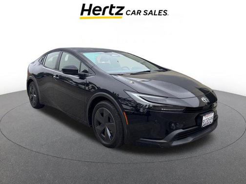 2025 Toyota Prius LE