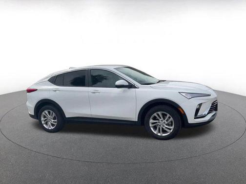 2025 Buick Envista Preferred FWD