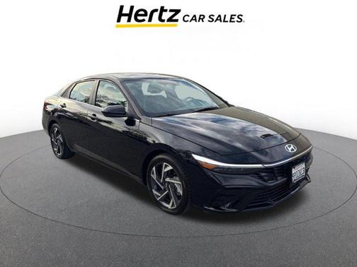 2025 Hyundai ELANTRA SEL