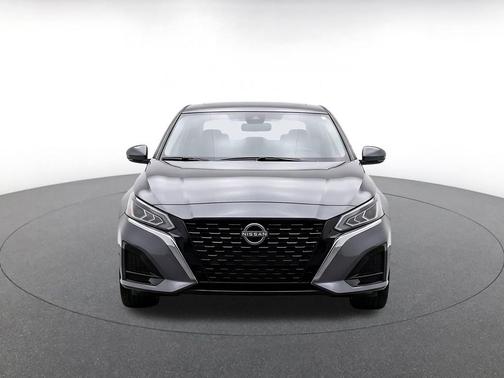 Gun Metallic 2025 Nissan Altima SV FWD