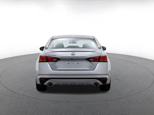 Gun Metallic 2025 Nissan Altima SV FWD