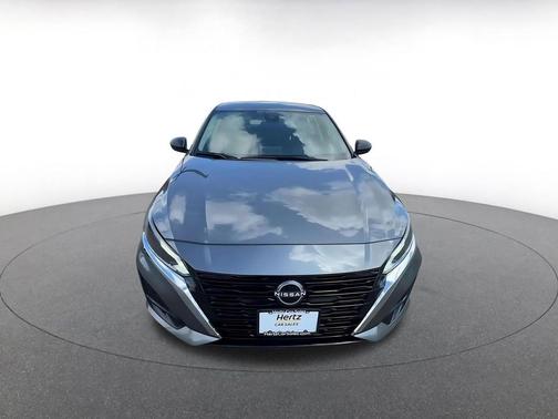 Gun Metallic 2025 Nissan Altima SV FWD