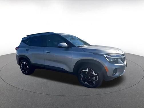 Steel Gray 2025 Kia Seltos S