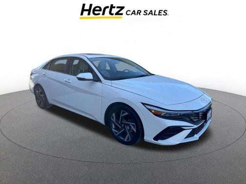 2025 Hyundai ELANTRA Limited