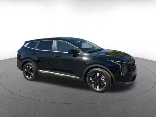 Ebony Black 2026 Kia Sportage LX