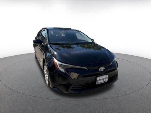 2025 Toyota Corolla Hybrid LE
