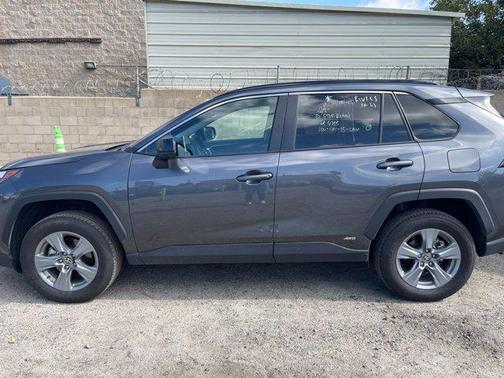 2025 Toyota RAV4 Hybrid LE