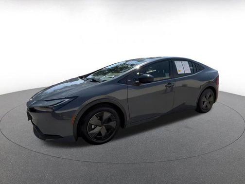 2025 Toyota Prius LE