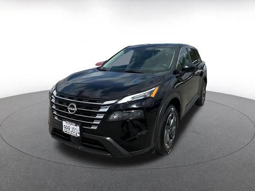 Super Black 2025 Nissan Rogue SV