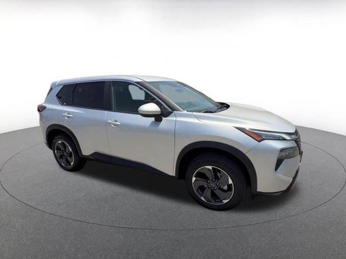 Brilliant Silver Metallic 2025 Nissan Rogue SV