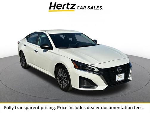 Glacier White 2025 Nissan Altima SV FWD