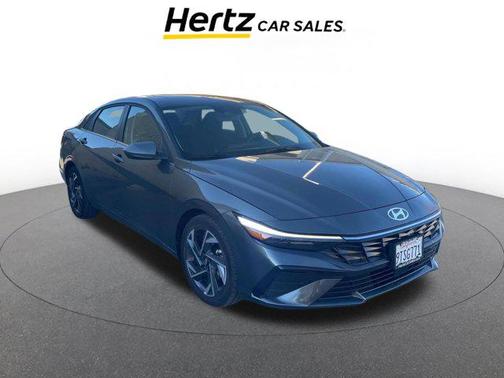 2025 Hyundai ELANTRA SEL