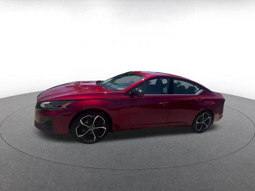 2024 Nissan Altima SR FWD