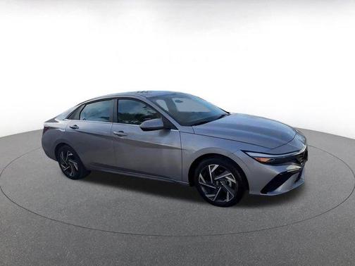 2025 Hyundai ELANTRA HEV Limited