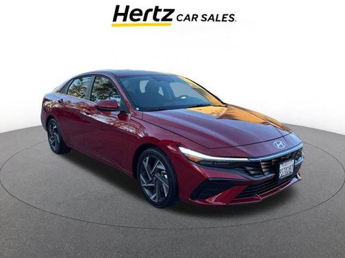 2025 Hyundai ELANTRA SEL