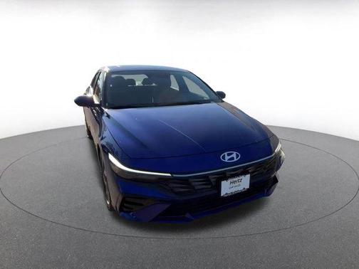 2025 Hyundai ELANTRA SEL