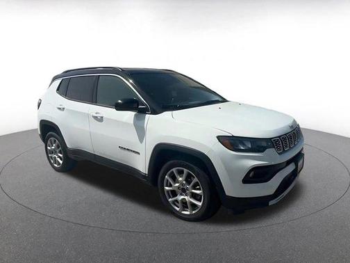 Bright White Clearcoat 2025 Jeep Compass Limited