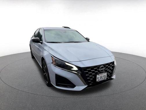 2024 Nissan Altima SR FWD