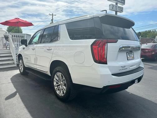 Summit White 2021 GMC Yukon SLT
