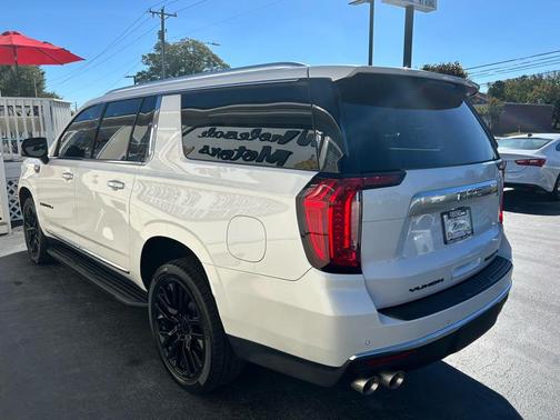 2022 GMC Yukon XL Denali