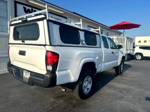 2022 Toyota Tacoma SR5