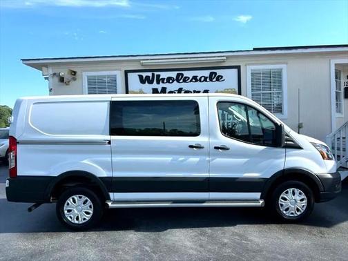 2024 Ford Transit-250 Base