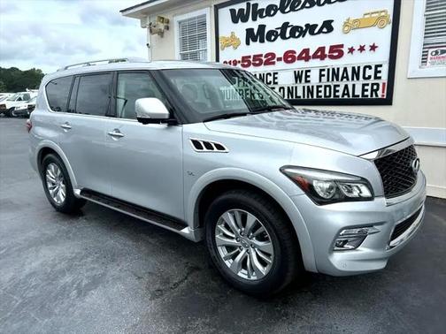 2017 INFINITI QX80 Signature Edition