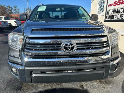 2017 Toyota Tundra SR5