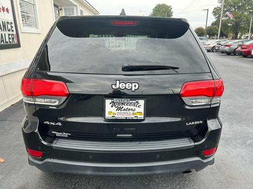2019 Jeep Grand Cherokee Laredo