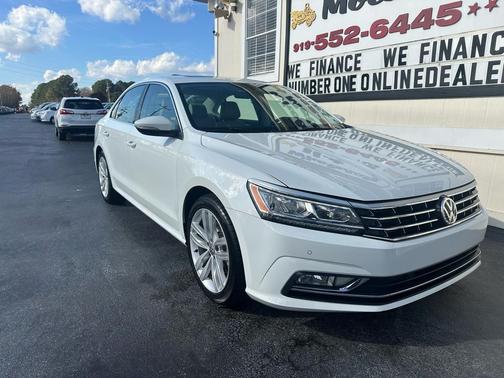 2018 Volkswagen Passat 2.0T SE
