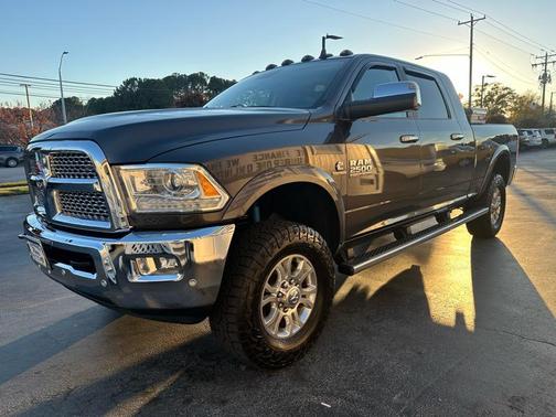 2017 RAM 2500 Laramie Mega Cab 4x4 6'4' Box