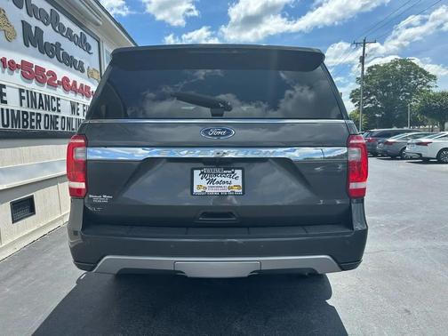 Stone Gray Metallic 2018 Ford Expedition XLT