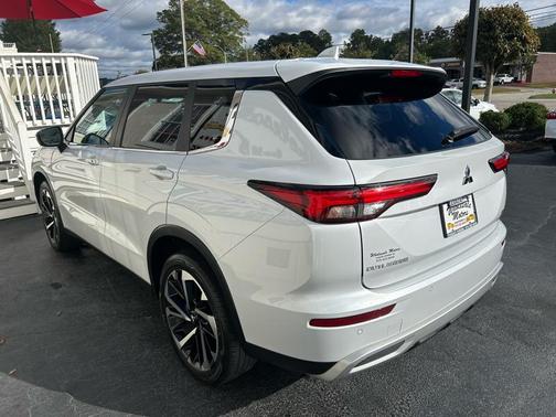 2023 Mitsubishi Outlander SE 2.5 2WD