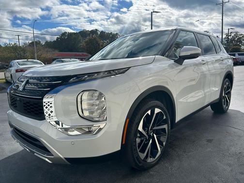 2023 Mitsubishi Outlander SE 2.5 2WD