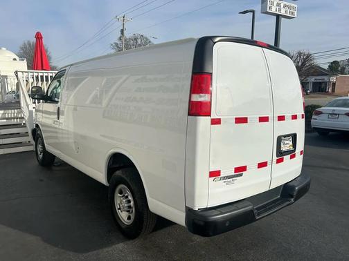2020 Chevrolet Express 2500 RWD 2500 Regular Wheelbase WT