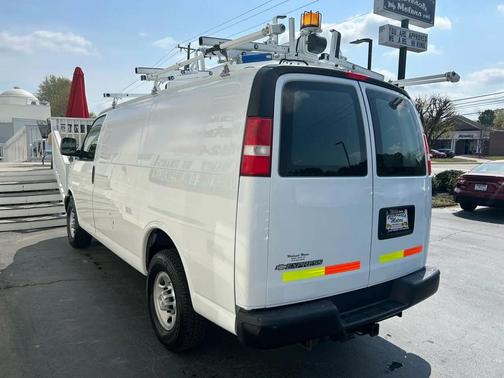 2017 Chevrolet Express 2500 Work Van