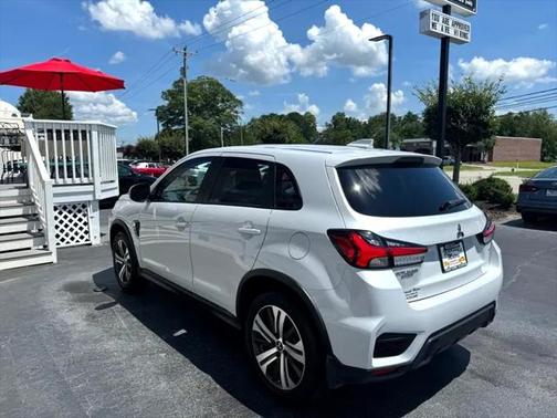 2022 Mitsubishi Outlander Sport SE
