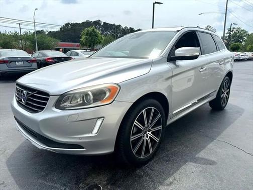 2016 Volvo XC60 T5 Drive-E Platinum