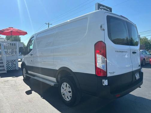 Oxford White 2024 Ford Transit-250 Base