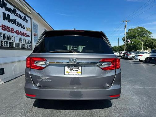 Silver 2019 Honda Odyssey EX