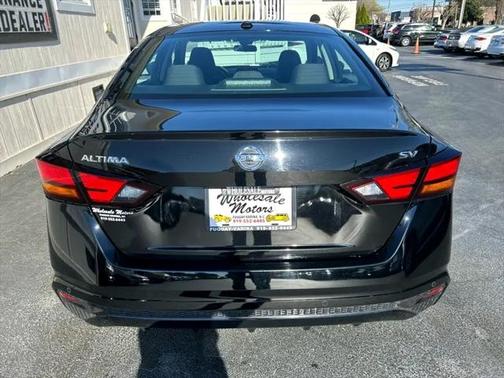 2022 Nissan Altima 2.5 SV