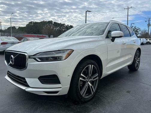 2019 Volvo XC60 T5 Momentum